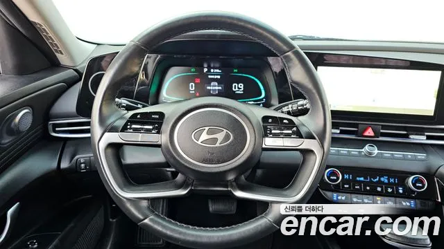 Hyundai AVANTE Новый Avante (CN7) — Фото автомобиля 13