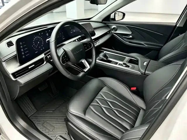 Chery Arrizo 8 — Фото автомобиля 4
