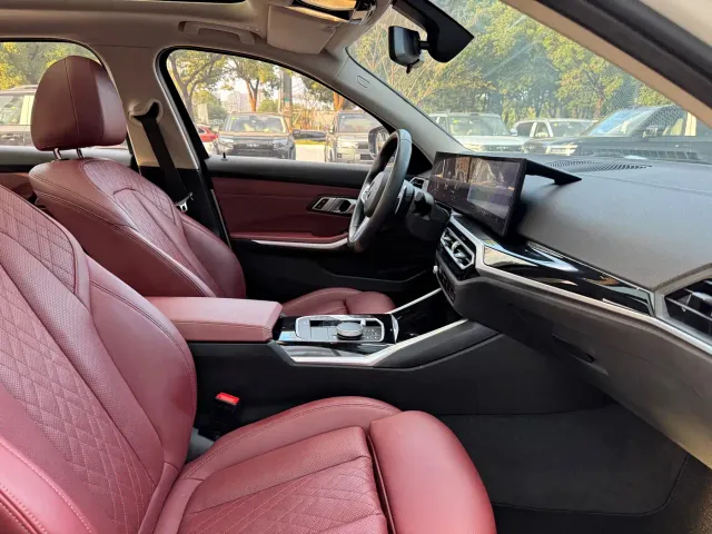 BMW 3 Series — Фото автомобиля 16