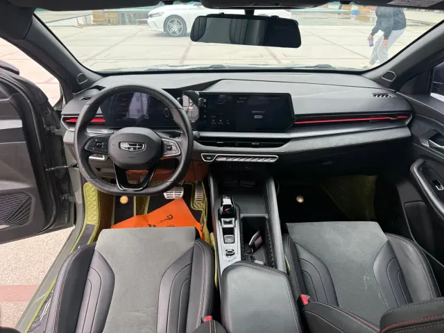 Geely Binrui — Фото автомобиля 16