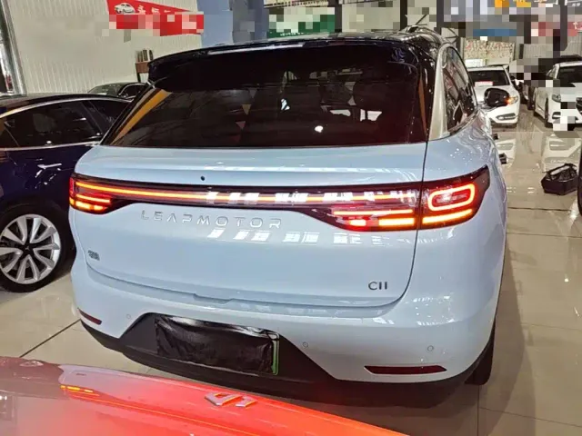 Leapmotor C11 — Фото автомобиля 5