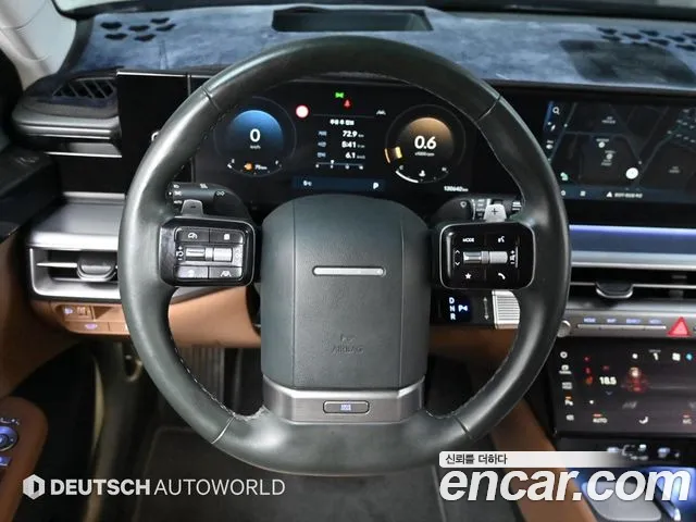 Hyundai Grandeur Grandeur (GN7) 2.5 Бензин 2WD — Фото автомобиля 8