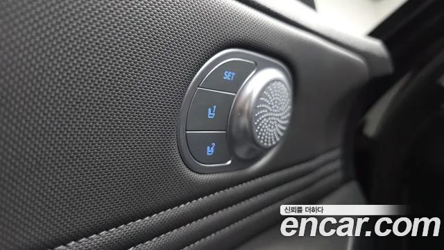 Hyundai AVANTE Avante (CN7) — Фото автомобиля 4