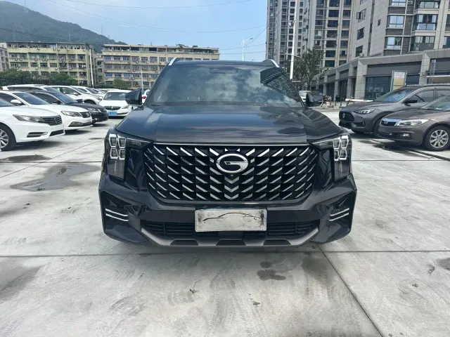 GAC Trumpchi GS8 — Фото автомобиля 2