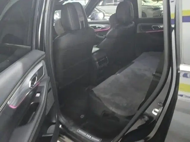 GAC Trumpchi GS8 — Фото автомобиля 11