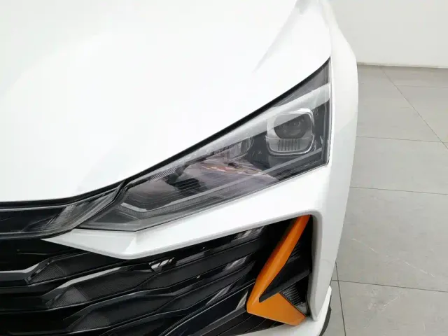Dongfeng Yixuan — Фото автомобиля 7