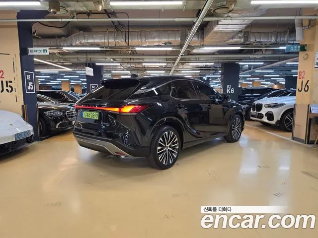 Lexus RX RX450h+ 5th Gen — Фото автомобиля 2