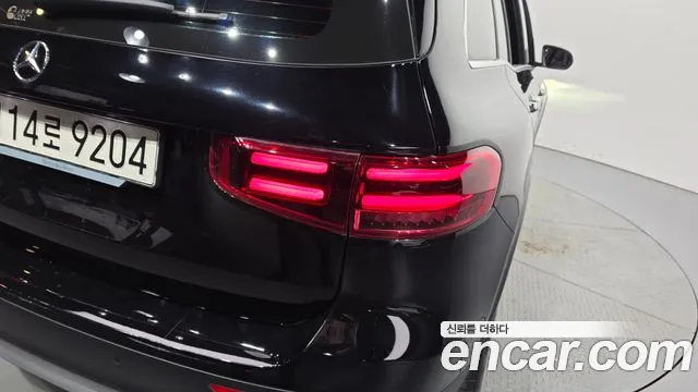 Mercedes-Benz GLB-Class — Фото автомобиля 8