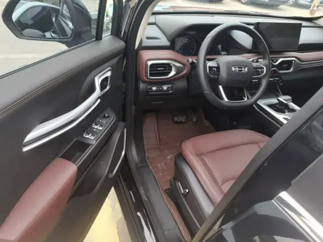 Geely Haoyue — Фото автомобиля 15