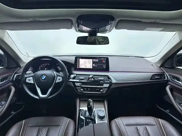BMW 5 Series — Фото автомобиля 7