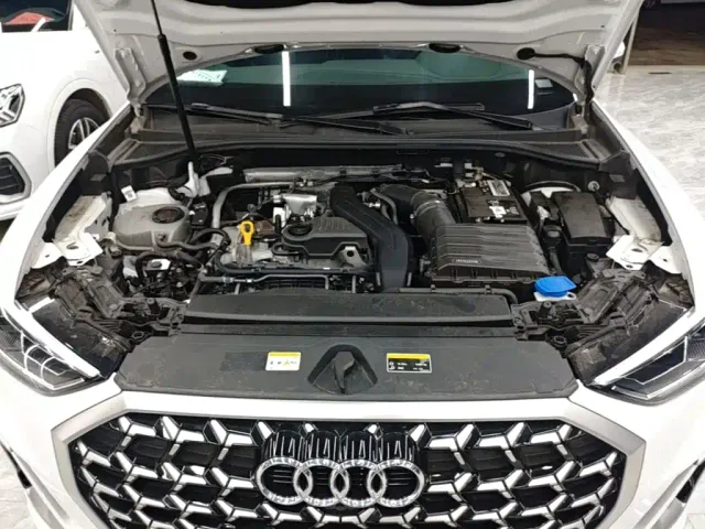 Audi Q3 — Фото автомобиля 15