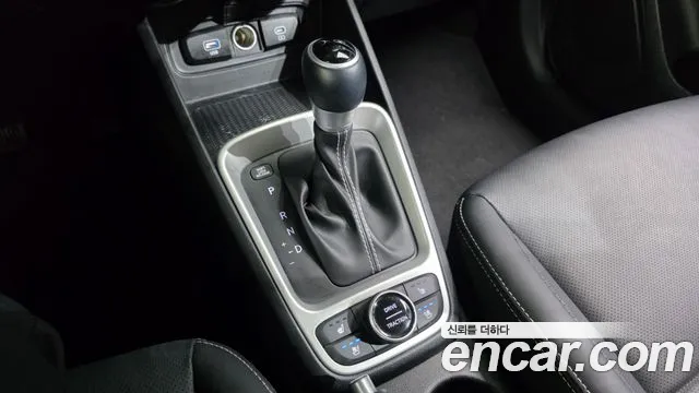 Hyundai Venue Venue 1.6 Premium — Фото автомобиля 9