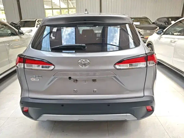 Toyota Corolla Cross — Фото автомобиля 5