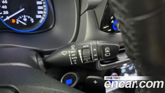 Hyundai Kona — Фото автомобиля 30