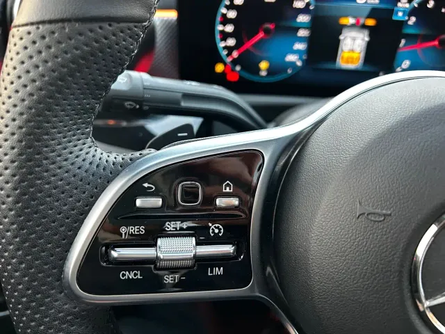 Mercedes-Benz A-Class — Фото автомобиля 15