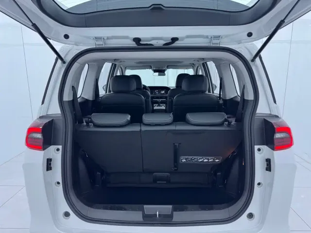 GAC Trumpchi M6 — Фото автомобиля 16
