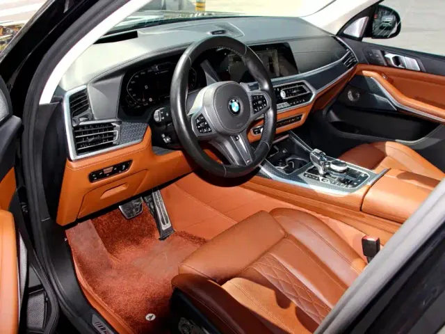 BMW X7 — Фото автомобиля 11