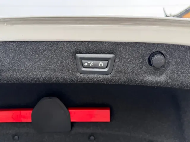 BMW 5 Series — Фото автомобиля 13