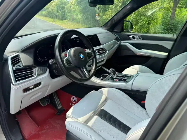 BMW X5 M — Фото автомобиля 4