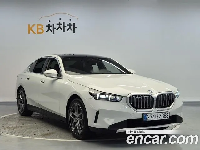BMW 5-Series — Фото автомобиля 3