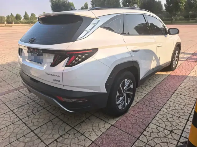 Hyundai Hyundai Tucson 2022 Tucson L 2.0L Hybrid Premium Edition — Фото автомобиля 18