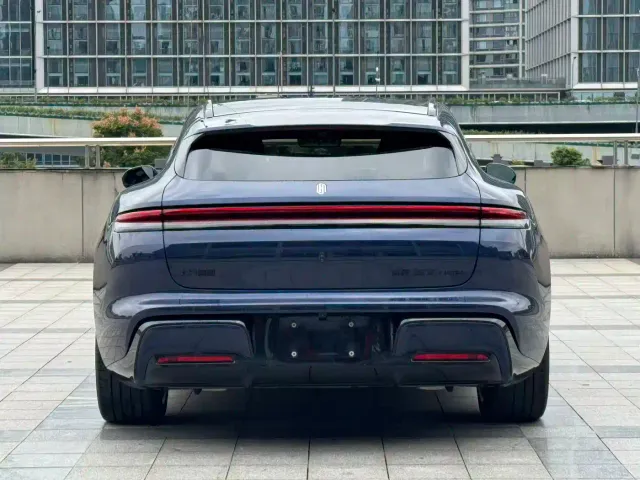 Shangjie Z7T — Фото автомобиля 5