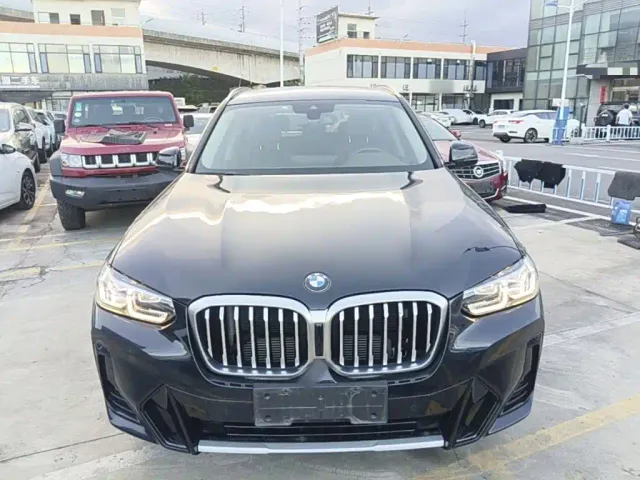 BMW X3 — Фото автомобиля 2