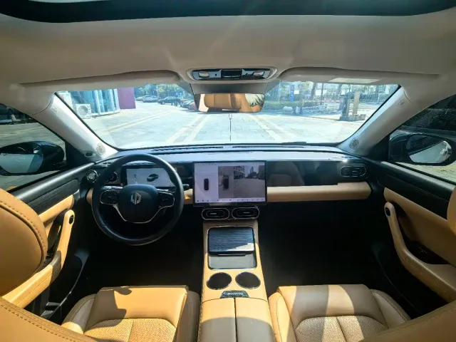 Leapmotor C11 — Фото автомобиля 7