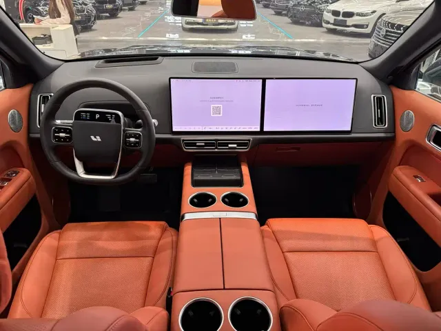 Li Auto L9 — Фото автомобиля 5