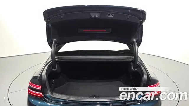 Genesis G80 Бензин 2.5 турбо AWD — Фото автомобиля 20