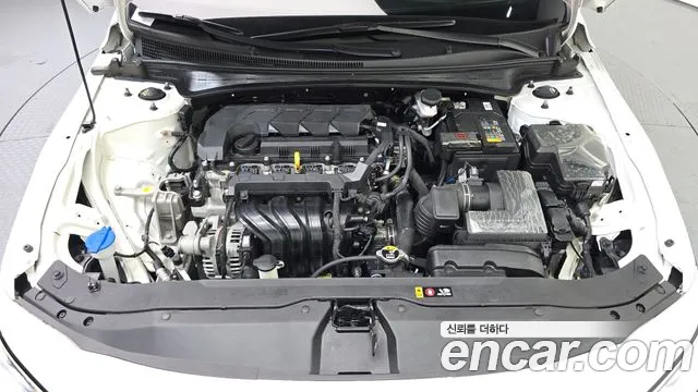 Hyundai AVANTE Новый Avante (CN7) — Фото автомобиля 6
