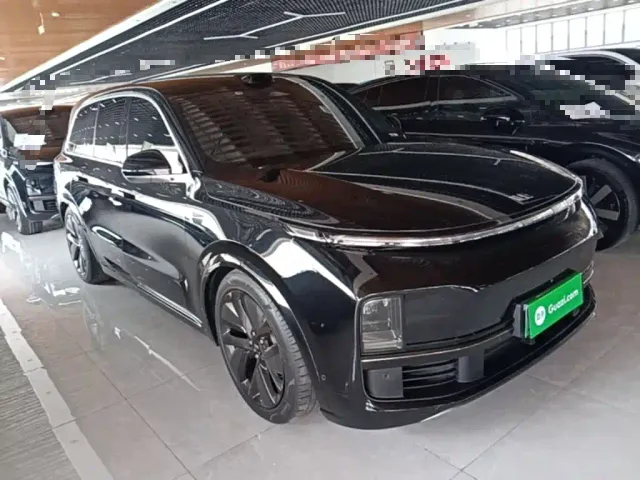 Li Auto L9 — Фото автомобиля 3