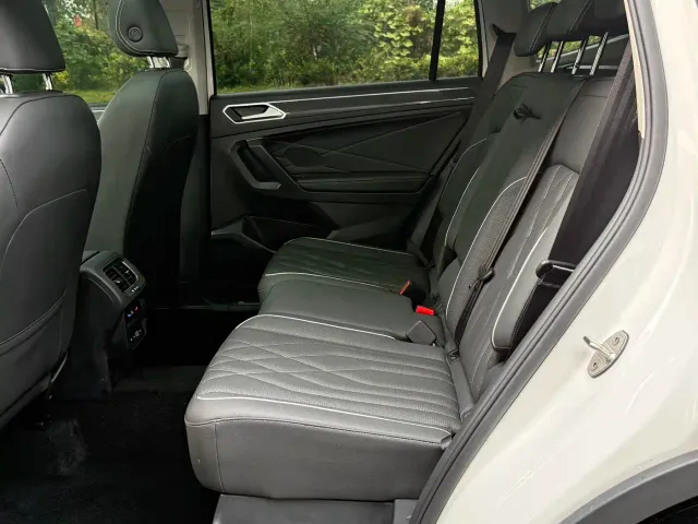 Volkswagen Tiguan L — Фото автомобиля 11