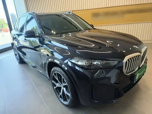 BMW X5 — Фото автомобиля 3
