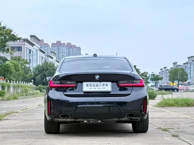 BMW 3 Series — Фото автомобиля 8