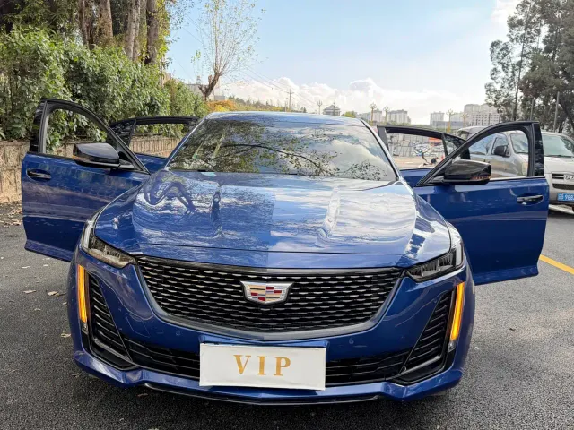 Cadillac CT5 — Фото автомобиля 4