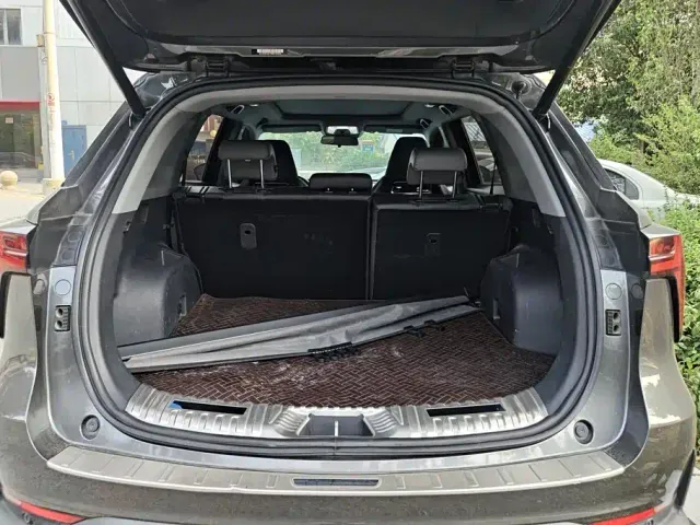 Changan Changan CS75 PLUS 2022 2nd Gen 2.0T Automatic Premium — Фото автомобиля 4