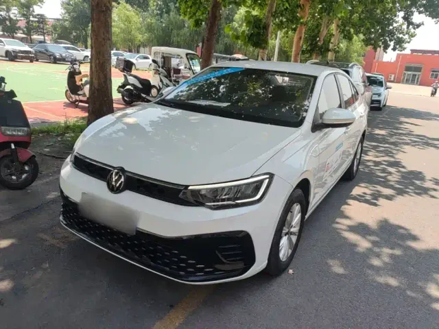 Фотография автомобиля — Volkswagen Lavida