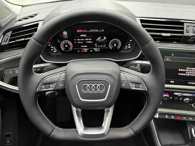 Audi Q3 — Фото автомобиля 8