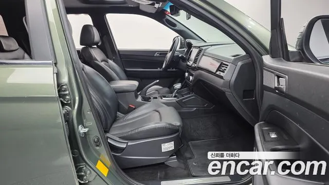 KG_Mobility_Ssangyong Rexton Новый Rexton Sport Khan Дизель 2.2 2WD — Фото автомобиля 11
