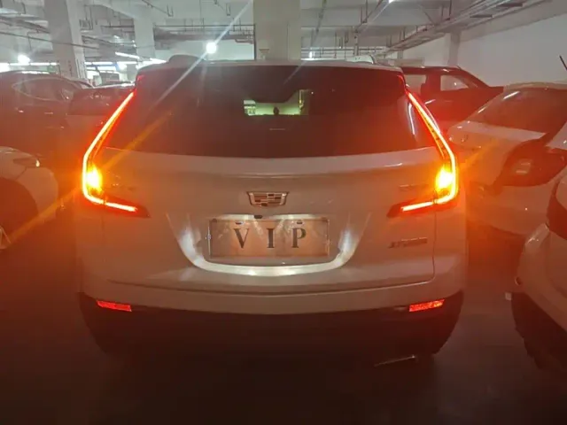 Cadillac XT4 — Фото автомобиля 5