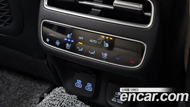 Genesis GV70 2.5T Бензин AWD — Фото автомобиля 19