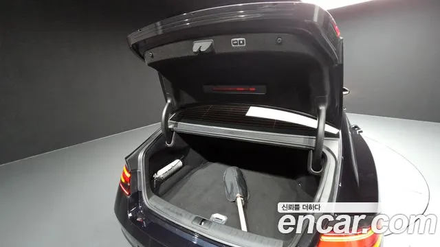 Genesis G90 Бензин 3.5 турбо AWD — Фото автомобиля 20