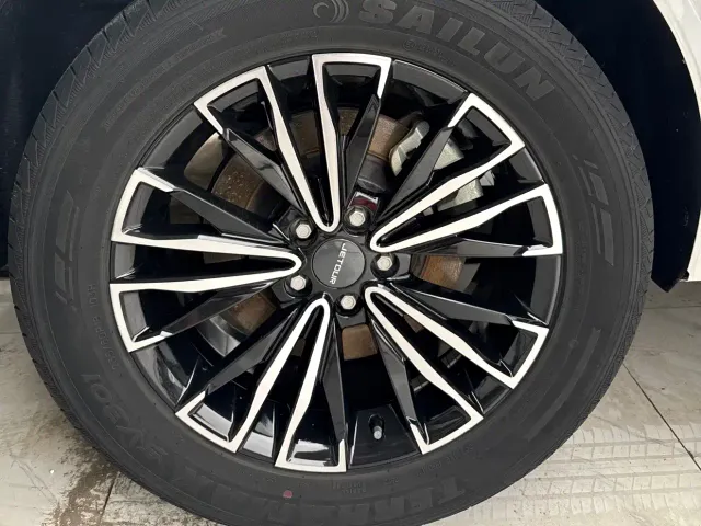 Jetour X70 Plus — Фото автомобиля 11