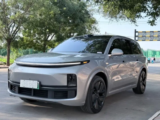 Фотография автомобиля — Li Auto L9