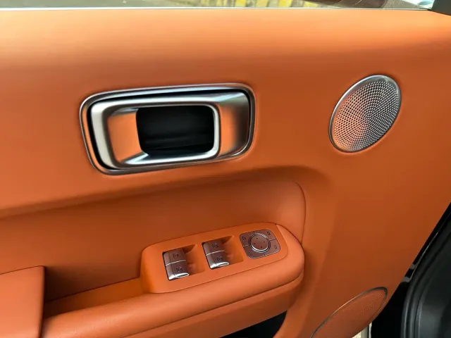 Li Auto L7 — Фото автомобиля 25