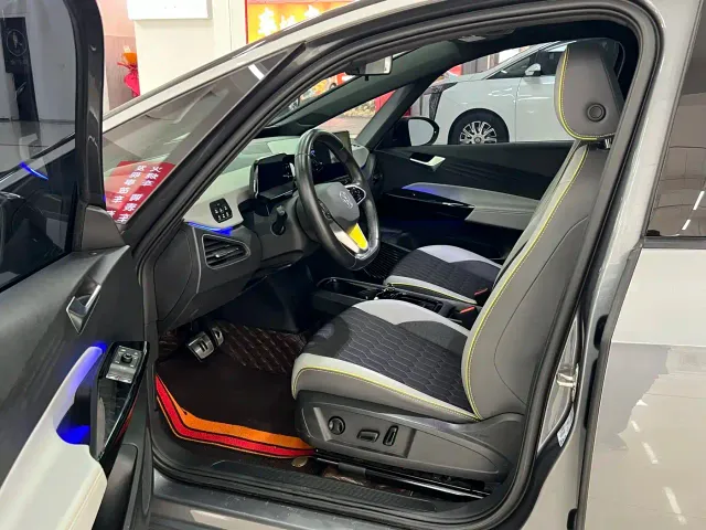 Volkswagen ID.3 — Фото автомобиля 4