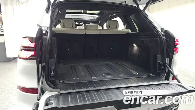 BMW X5 xDrive 40i M Sport — Фото автомобиля 24