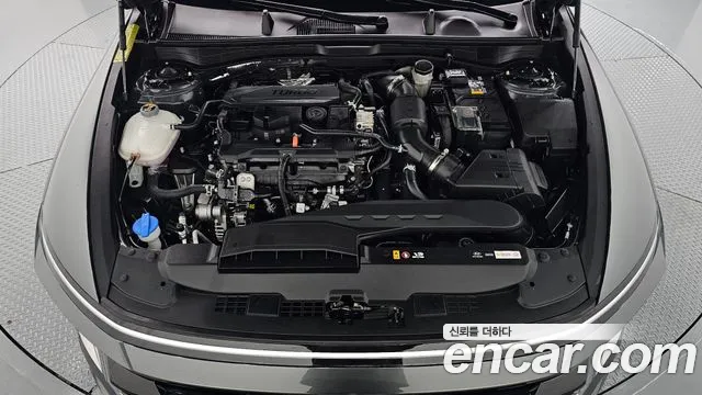 Hyundai Sonata — Фото автомобиля 9