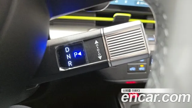 Hyundai Kona Kona (SX2) Бензин 1.6 Turbo 4WD — Фото автомобиля 9
